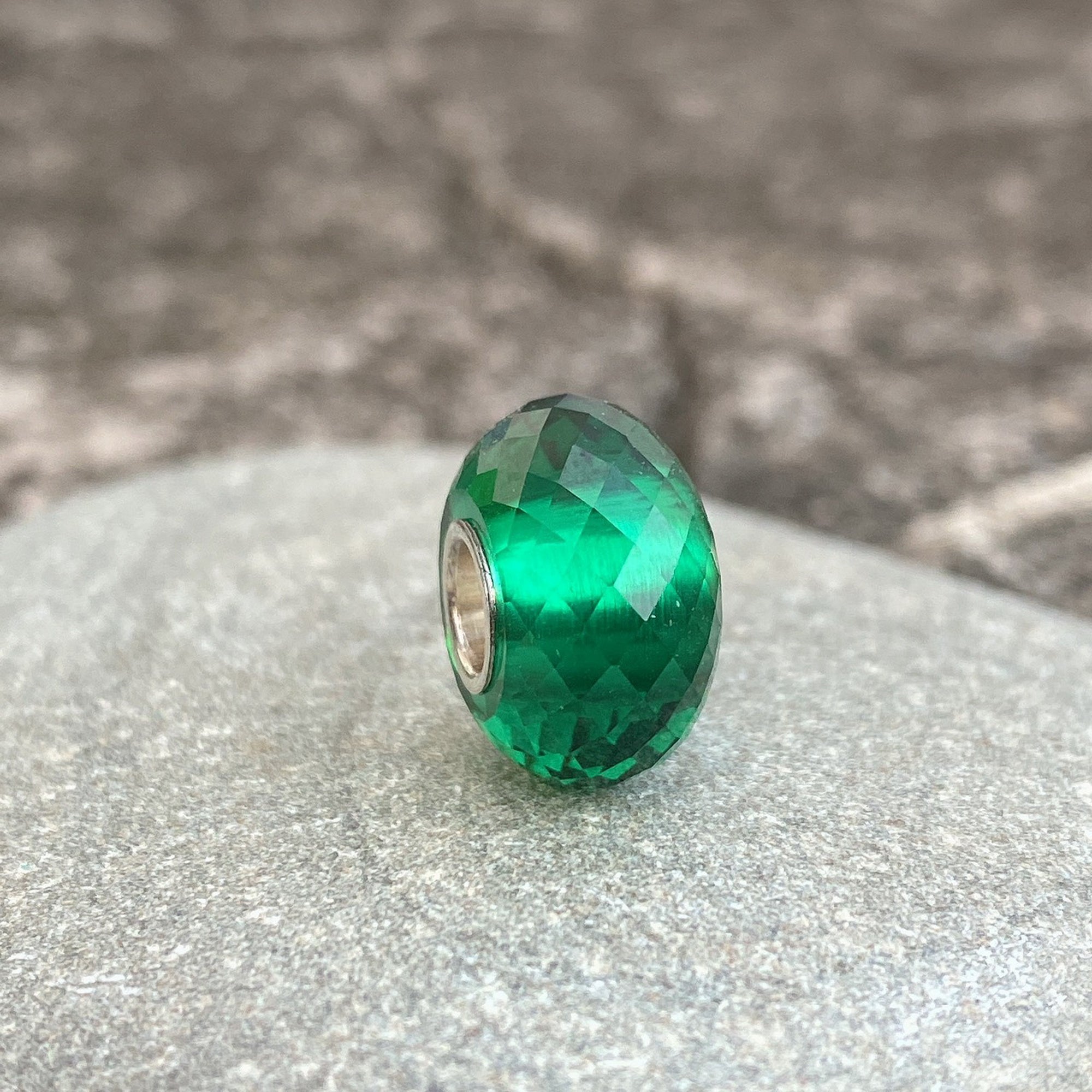 Emerald Bead Silver Core