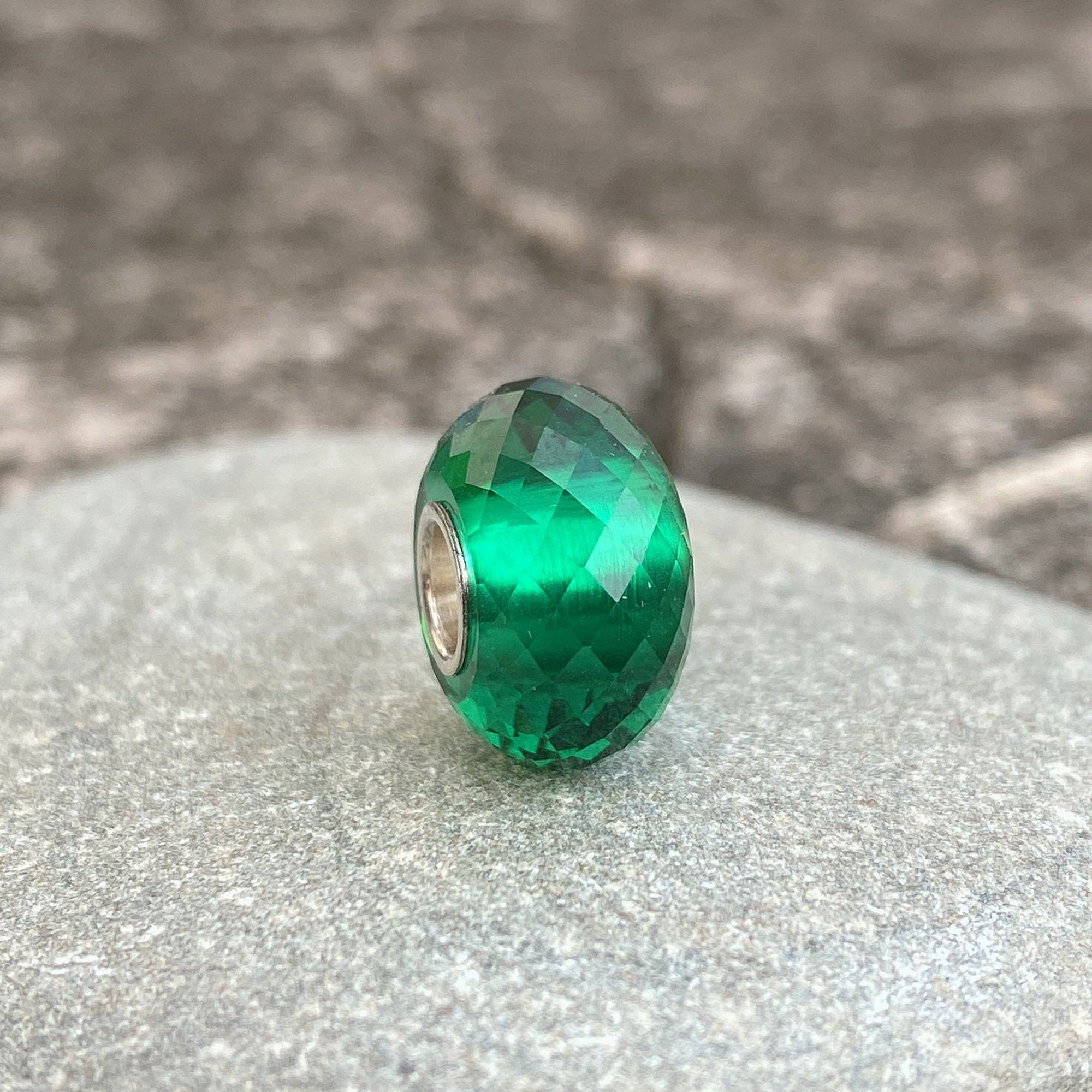 Emerald Bead Silver Core