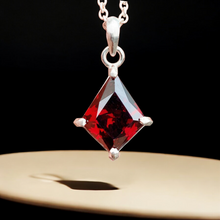 Garnet Necklace Kite Cut