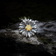 Wild Daisy Flower Bead With Moissianite