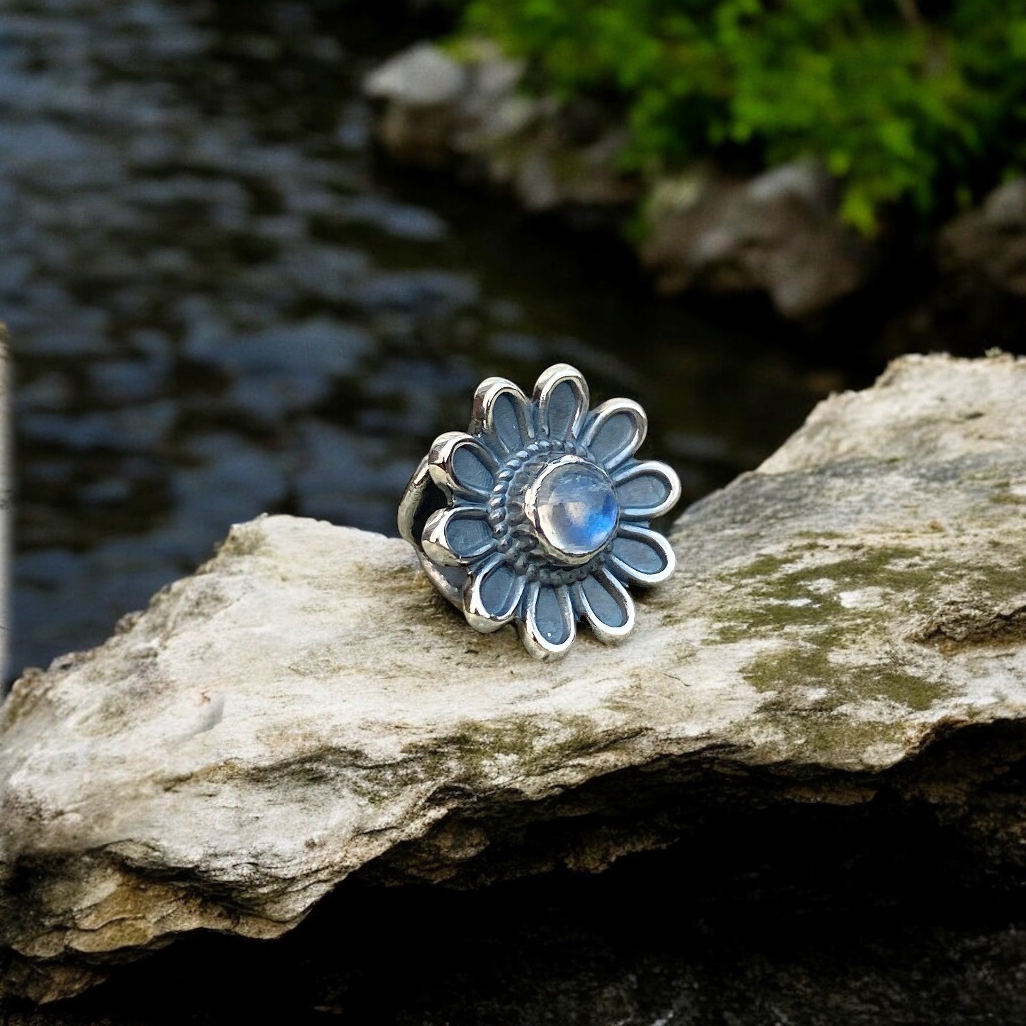 Daisy Flower Bead With Moonstone