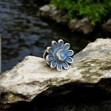 Daisy Flower Bead With Moonstone