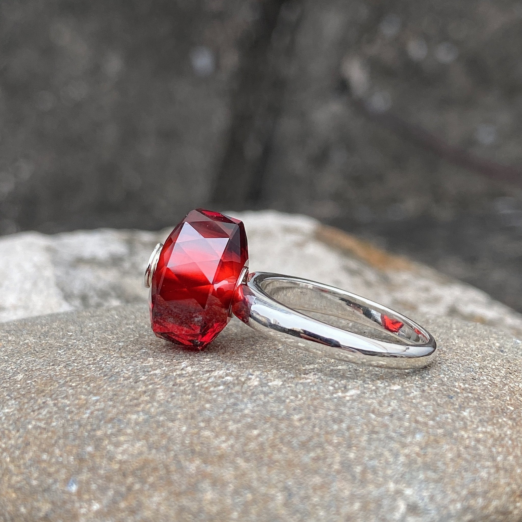 Garnet Ring Spinner