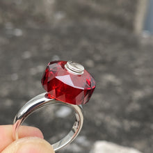 Garnet Ring Spinner