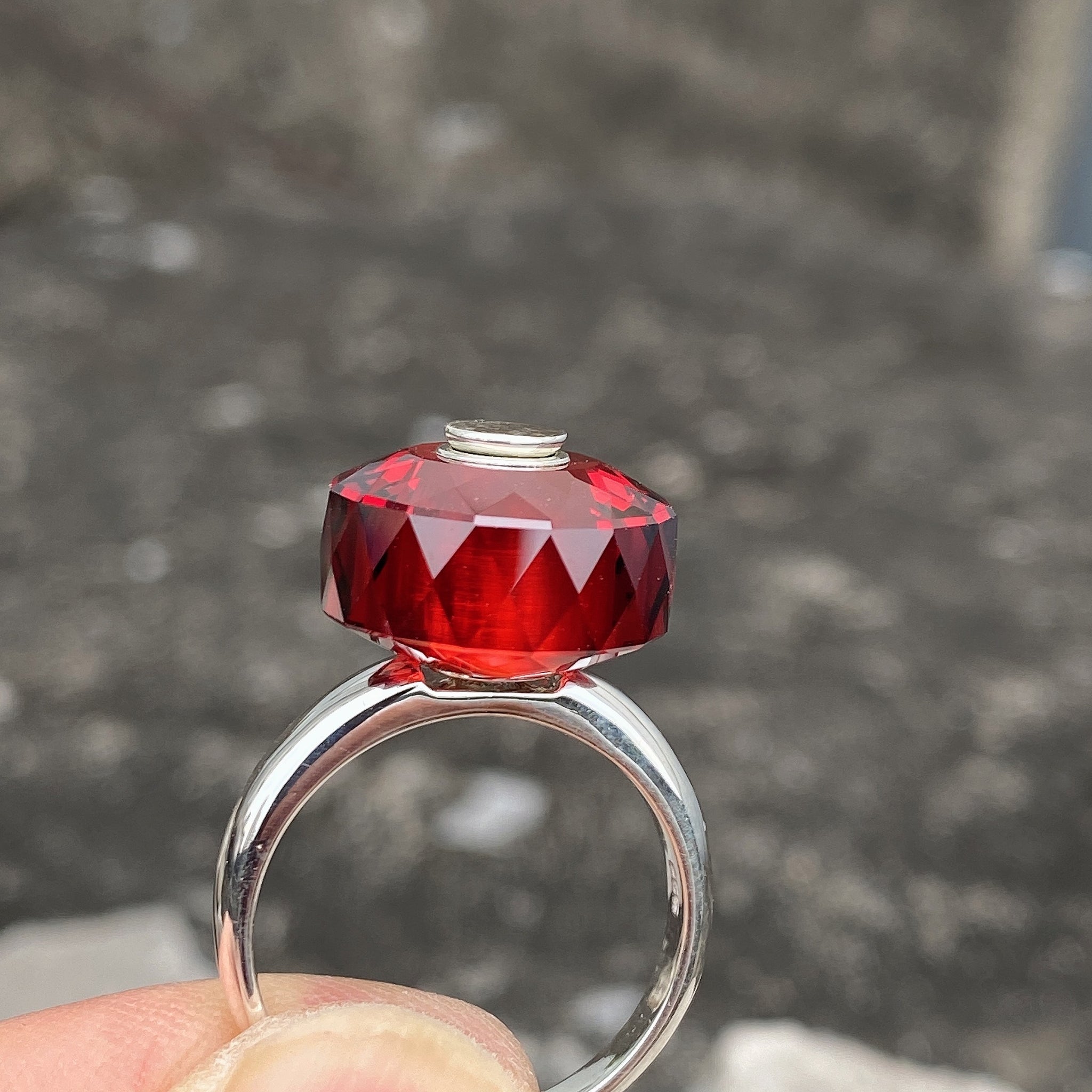 Garnet Ring Spinner