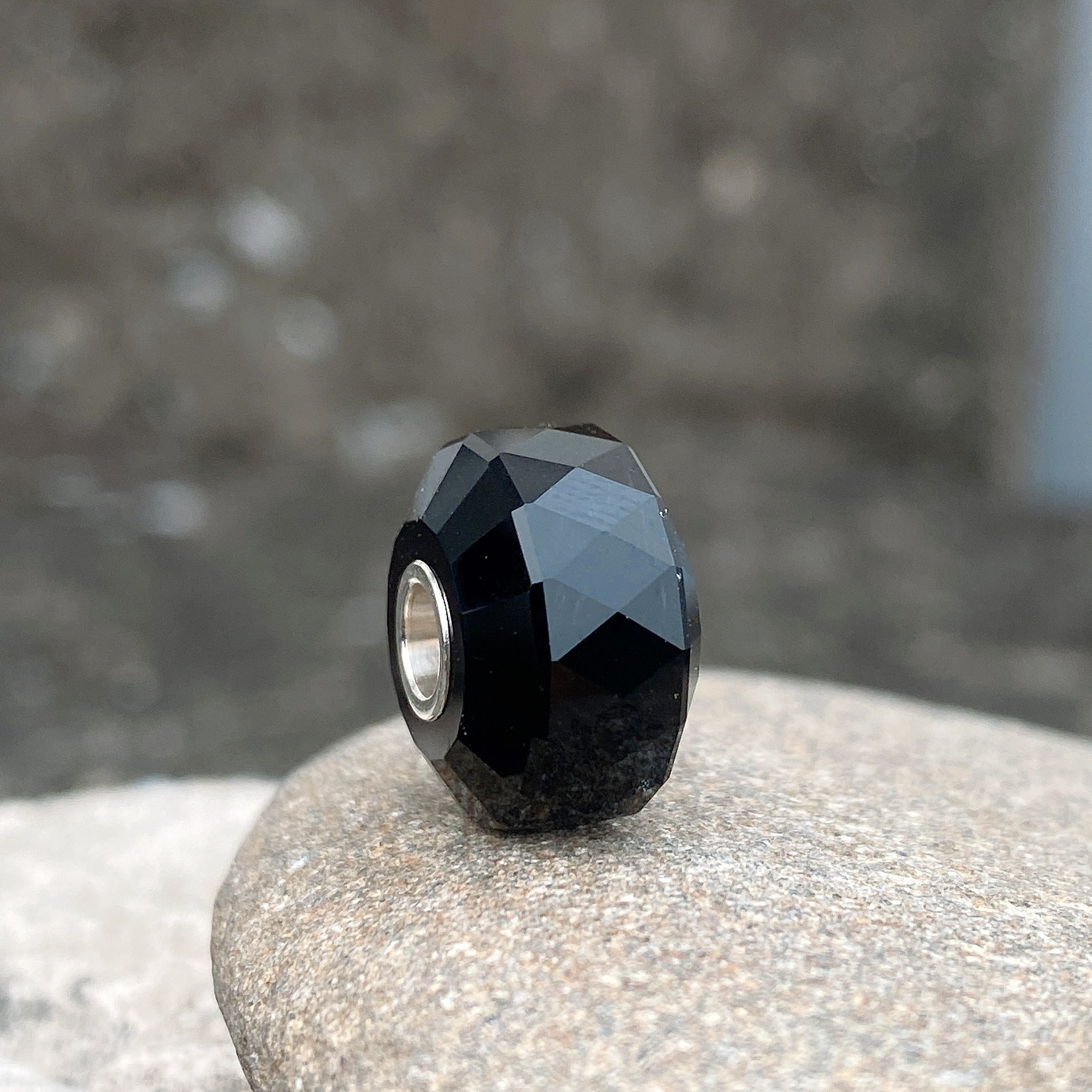 Black Onyx Bead Cylinder Shape