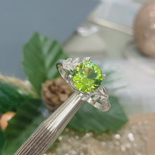 Peridot Ring Tree Leaves Band